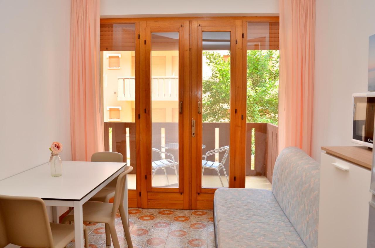 Condominio Corinzia 比比翁 外观 照片