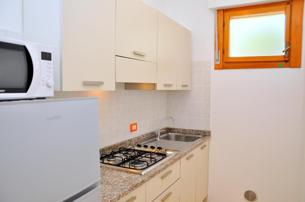 Condominio Corinzia 比比翁 外观 照片