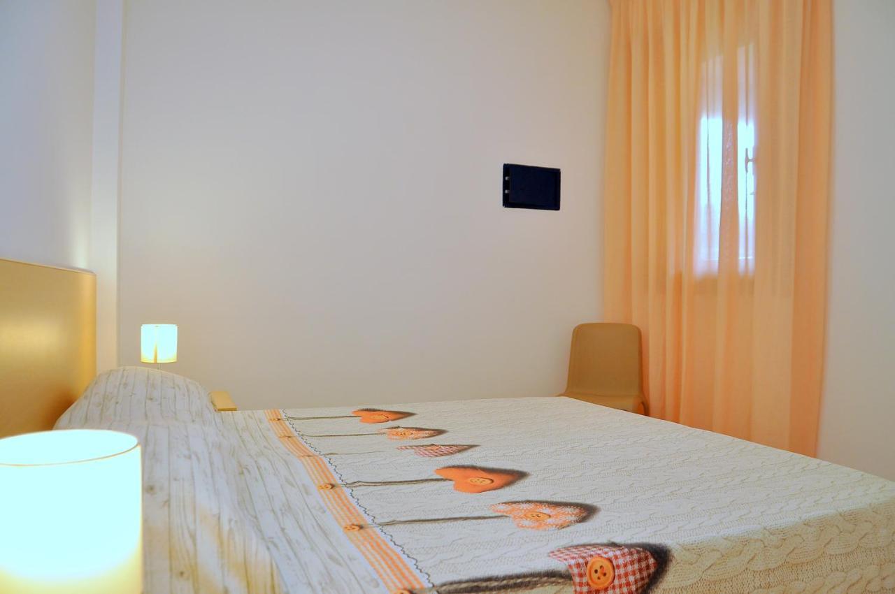 Condominio Corinzia 比比翁 外观 照片
